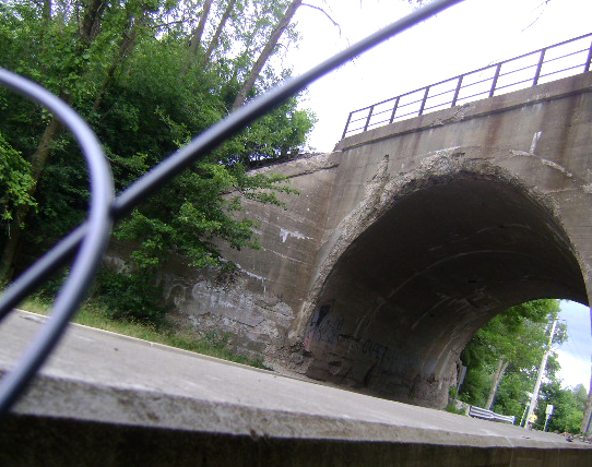 Low ride on the tunnel of love