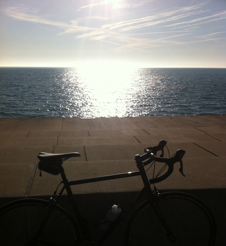 Lake-Michigan-Chicago-soozed-cycling