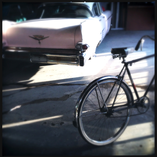 Classic-car-bike-soozed-chicago